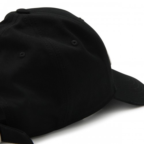 BLACK AND WHITE COTTON LOGO BASEBALL CAP