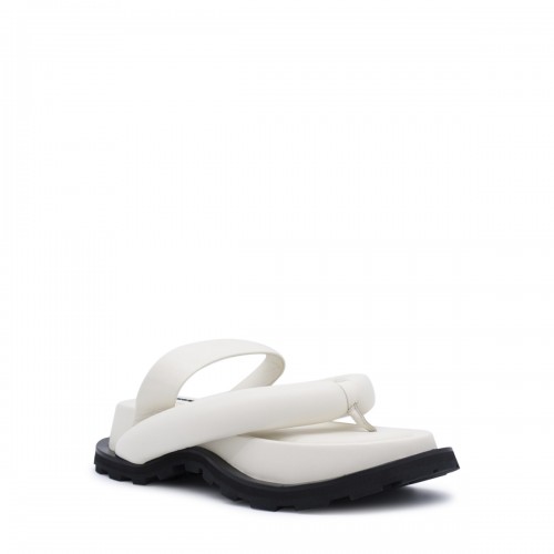WHITE LEATHER PLATFORM... 2