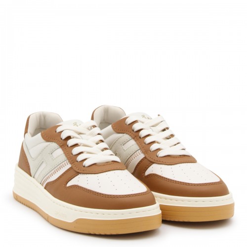WHITE AND BROWN LEATHER SNEAKERS