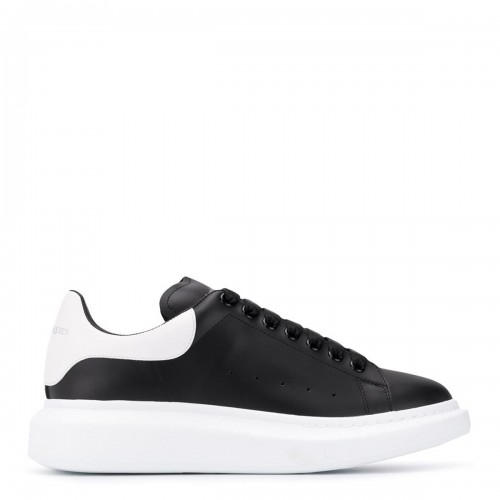 BLACK AND WHITE LEATHER OVERSIZED SNEAKERS