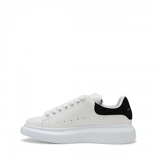 WHITE AND BLACK LEATHER OVERSIZED SNEAKERS