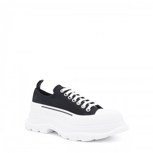 BLACK CANVAS TREAD SNEAKERS