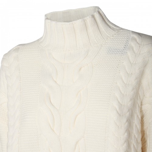 WHITE WOOL KNITWEAR