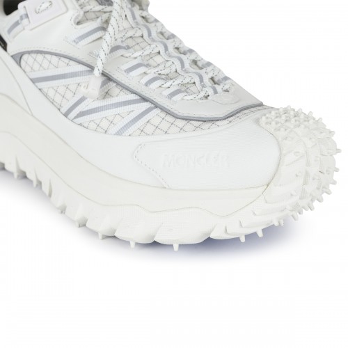 WHITE TRAILGRIP SNEAKERS