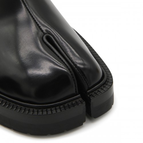 BLACK LEATHER TABI BOOTS