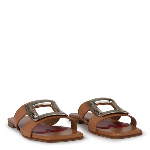 BROWN LEATHER VIV' BY THE SEA MULES FLATS