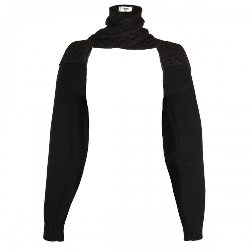 BLACK WOOL KNITWEAR