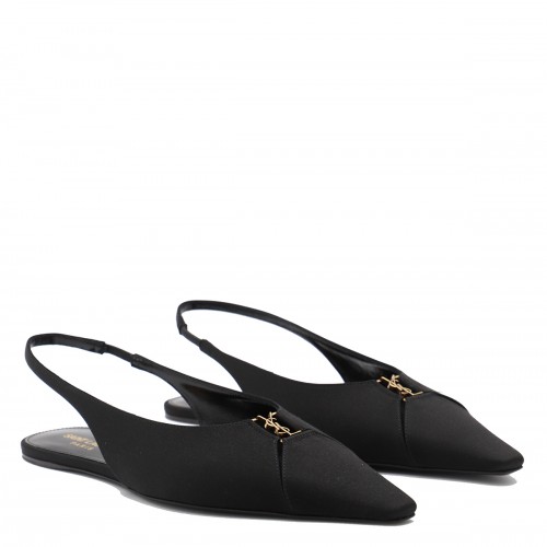 BLACK FLATS