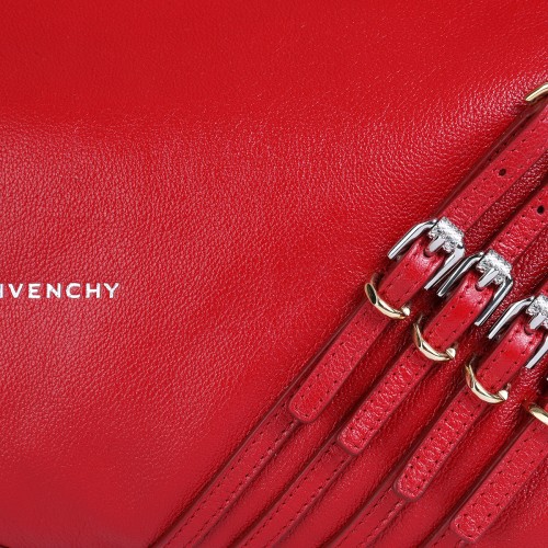 RED LEATHER SHOULDER BAG