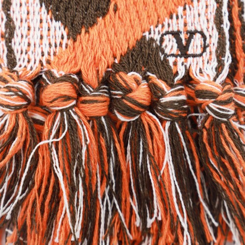 WHITE AND BROWN COTTON SCARVES 2