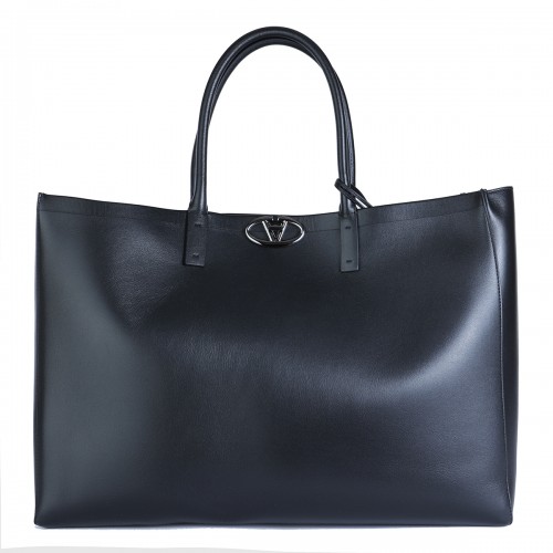 BLACK LEATHER TOTES