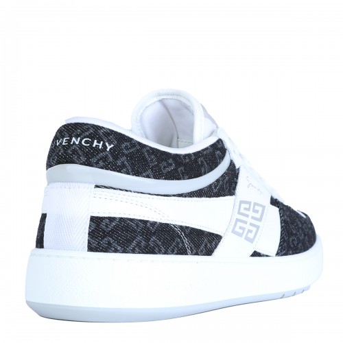 WHITE AND BLACK LEATHER SNEAKERS