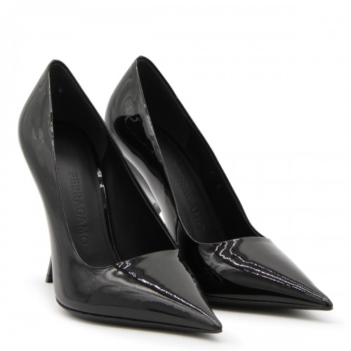 BLACK LEATHER EVA PUMPS