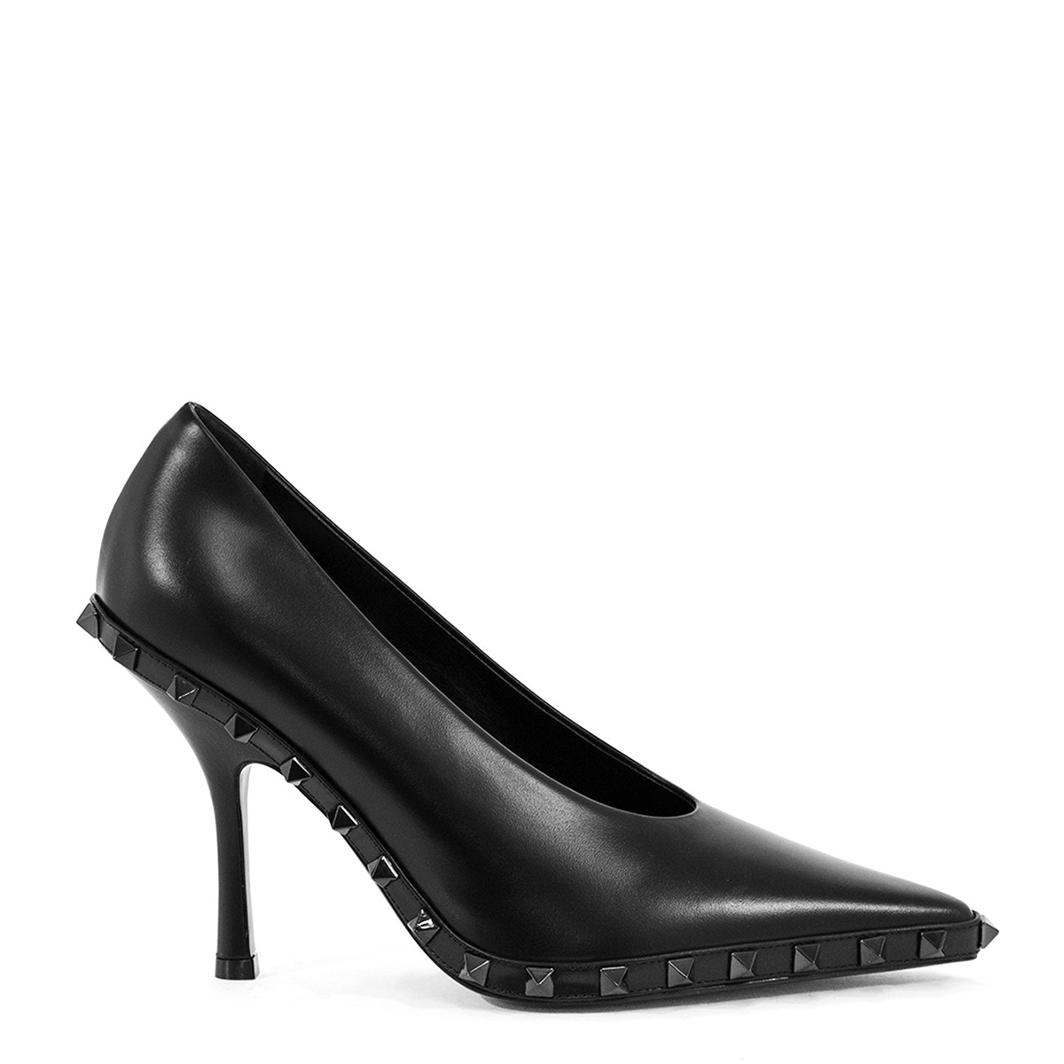 BLACK LEATHER ROCKSTUD PUMPS