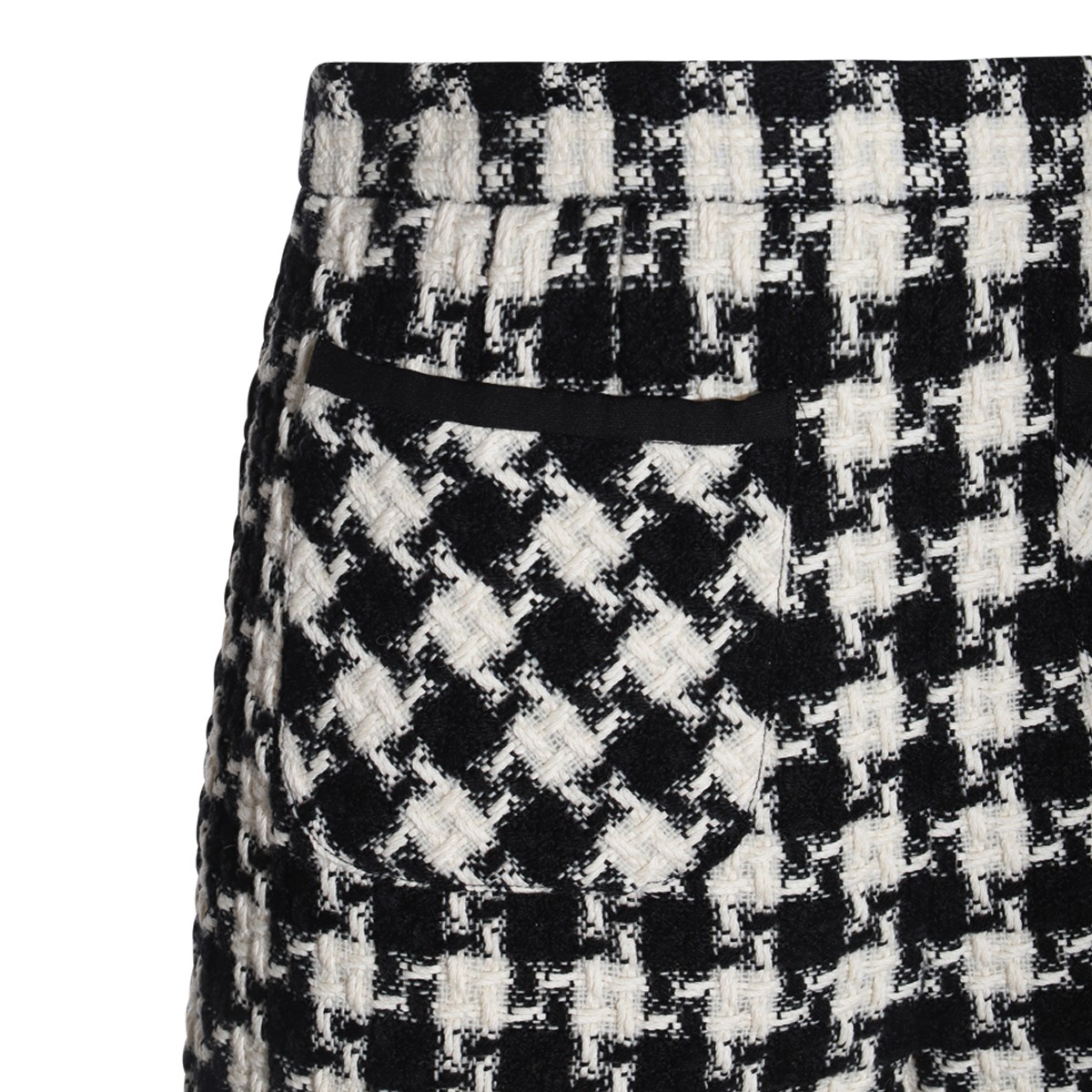 BLACK AND WHITE SHORTS BLACK AND WHITE SHORTS