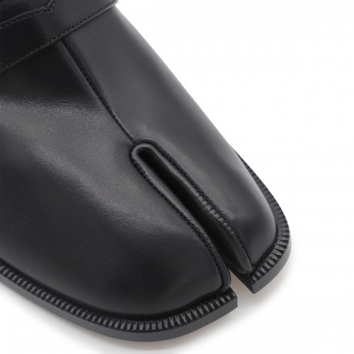 BLACK LEATHER LOAFERS