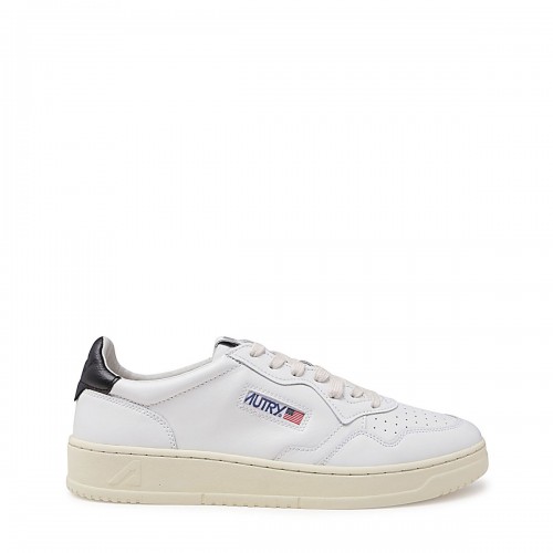 WHITE AND BLACK LEATHER MEDALIST SNEAKERS