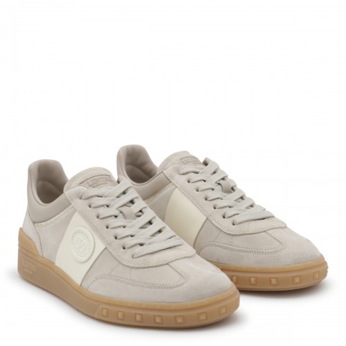 BEIGE SNEAKERS