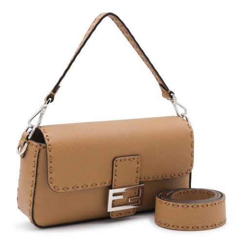 BEIGE LEATHER BAGUETTE SHOULDER BAG