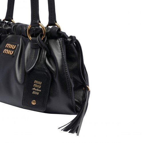 BLACK LEATHER JOIE SHOULDER BAG