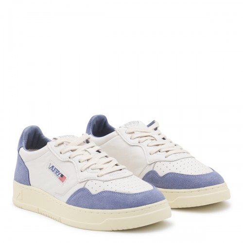 WHITE AND LIGHT BLUE LEATHER MEDALIST SNEAKERS