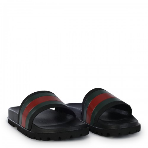 BLACK FLATS