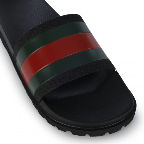 BLACK FLATS