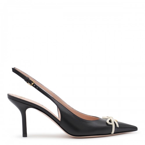BLACK LEATHER PUMPS