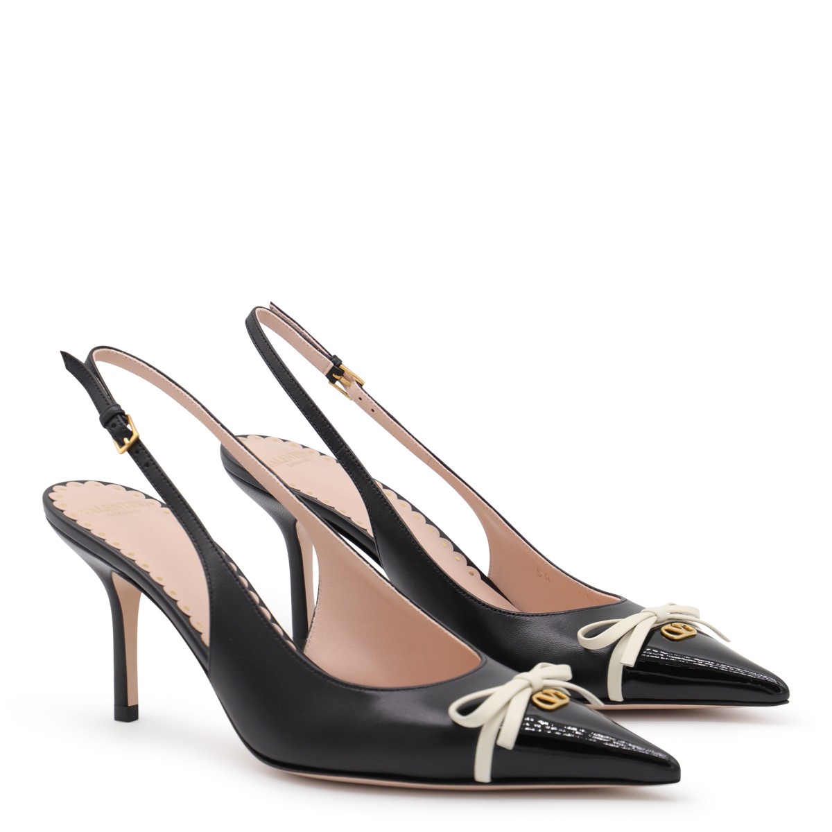 BLACK LEATHER PUMPS BLACK LEATHER PUMPS