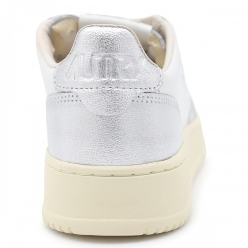 WHITE AND SILVER LEATHER MEDALIST LOW SNEAKERS