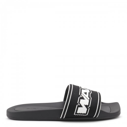 BLACK FLATS