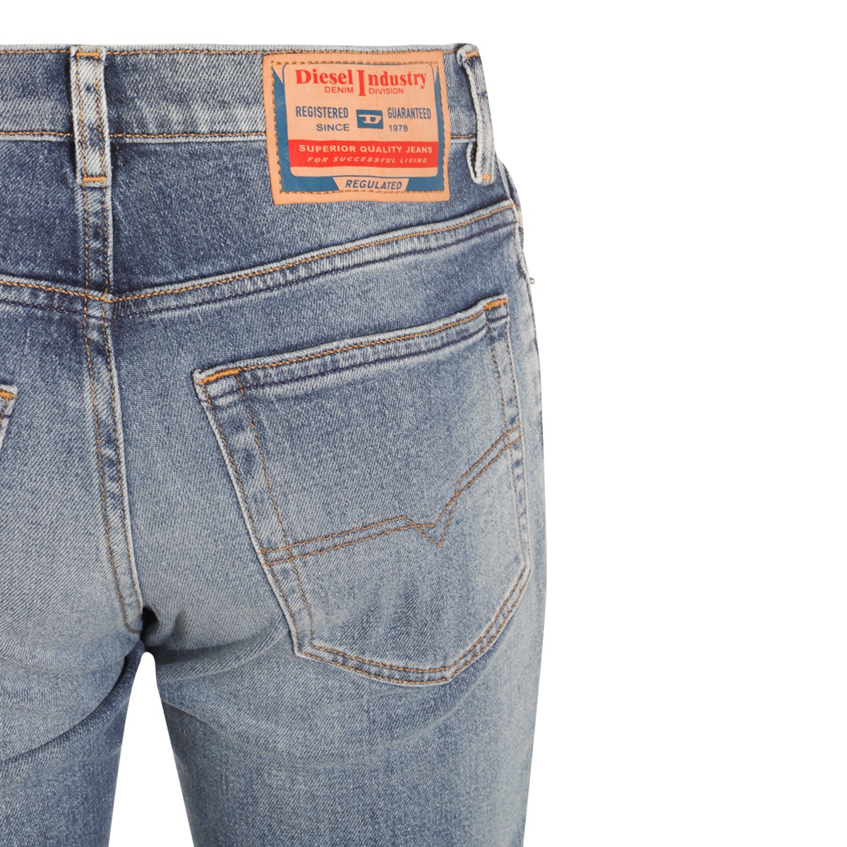 BLUE COTTON D-FINITIVE JEANS