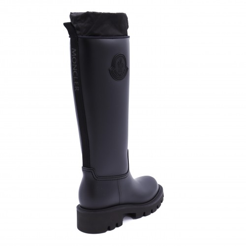 BLACK BOOTS