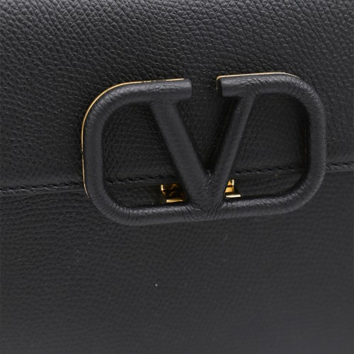 BLACK LEATHER TOP HANDLE BAG