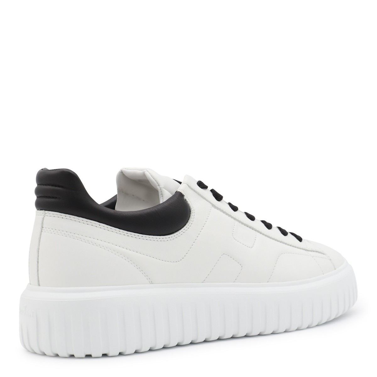 WHITE AND BLACK LEATHER SNEAKERS