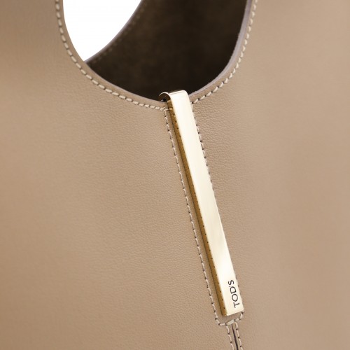 BEIGE LEATHER TOP HANDLE BAG