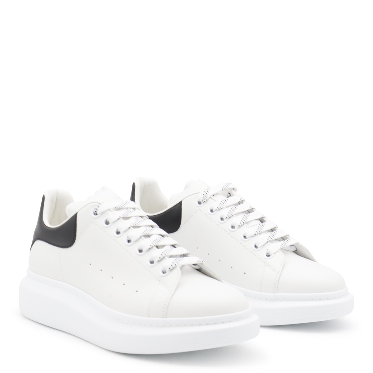 WHITE LEATHER SNEAKERS