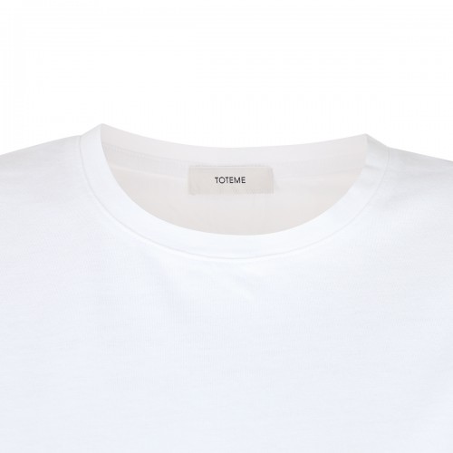 WHITE T-SHIRT