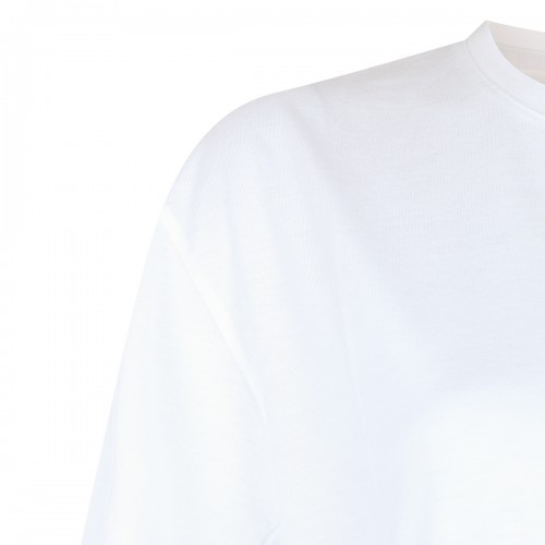 WHITE T-SHIRT