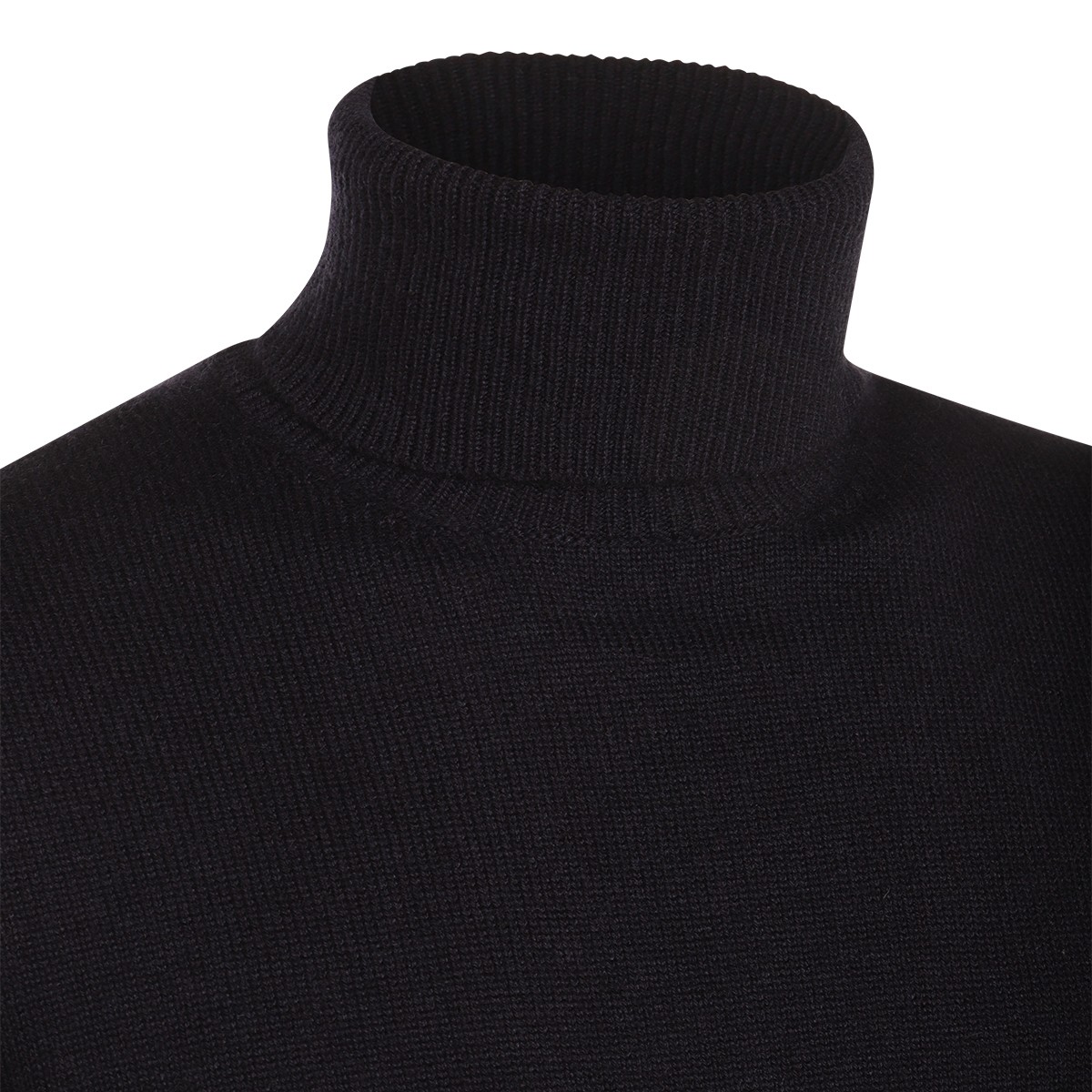 DARK BLUE CASHMERE KNITWEAR