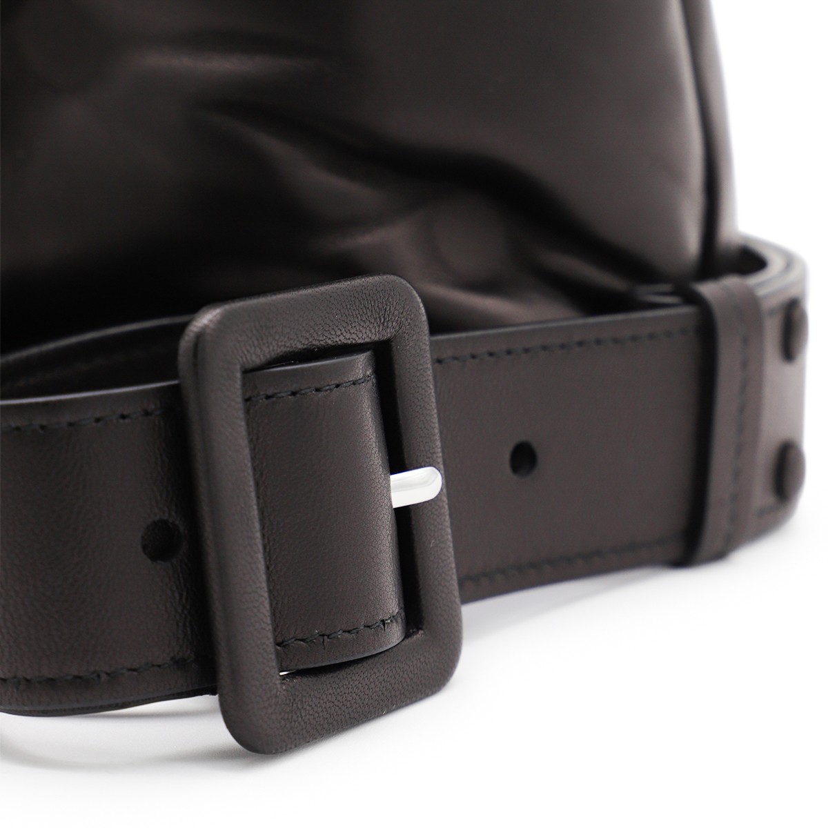 BLACK LEATHER GLAM SLAM CROSSBODY BAG