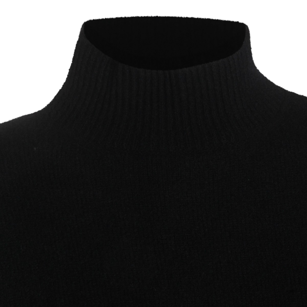 BLACK COTTON KNITWEAR