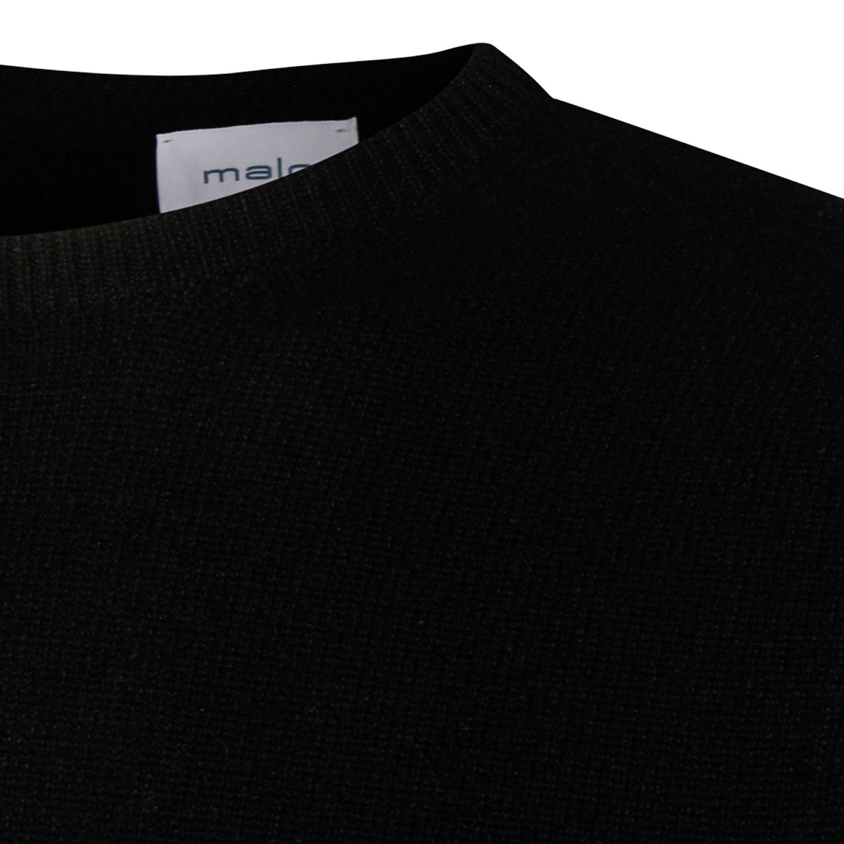 BLACK CASHMERE KNITWEAR