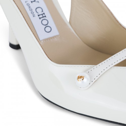 WHITE LEATHER PUMPS