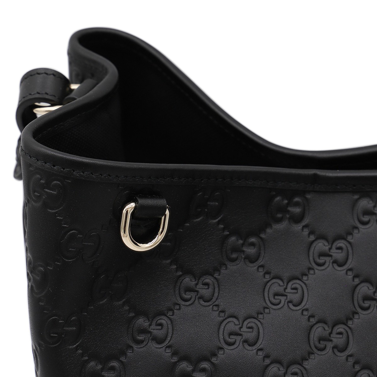 BLACK LEATHER BUCKET SATCHELS BLACK LEATHER BUCKET SATCHELS