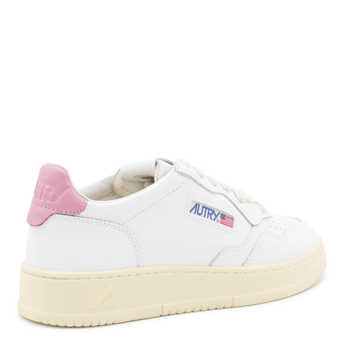 WHITE AND PINK LEATHER MEDALIST LOW... WHITE AND PINK LEATHER MEDALIST LOW...