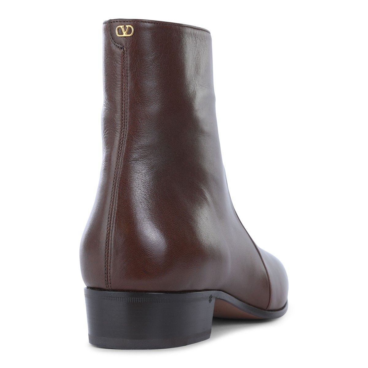BROWN LEATHER BOOTS BROWN LEATHER BOOTS