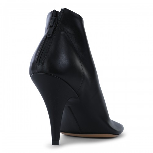 BLACK LEATHER BOOTS