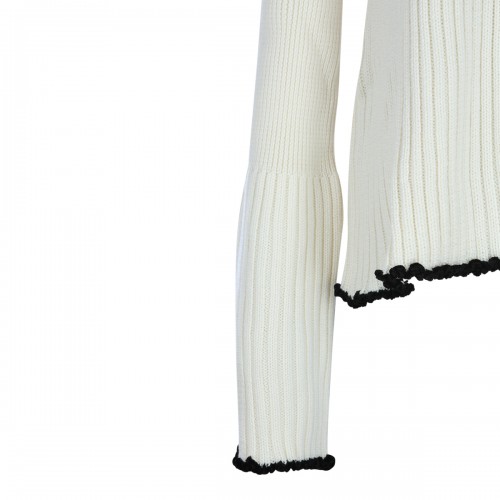 WHITE WOOL KNITWEAR