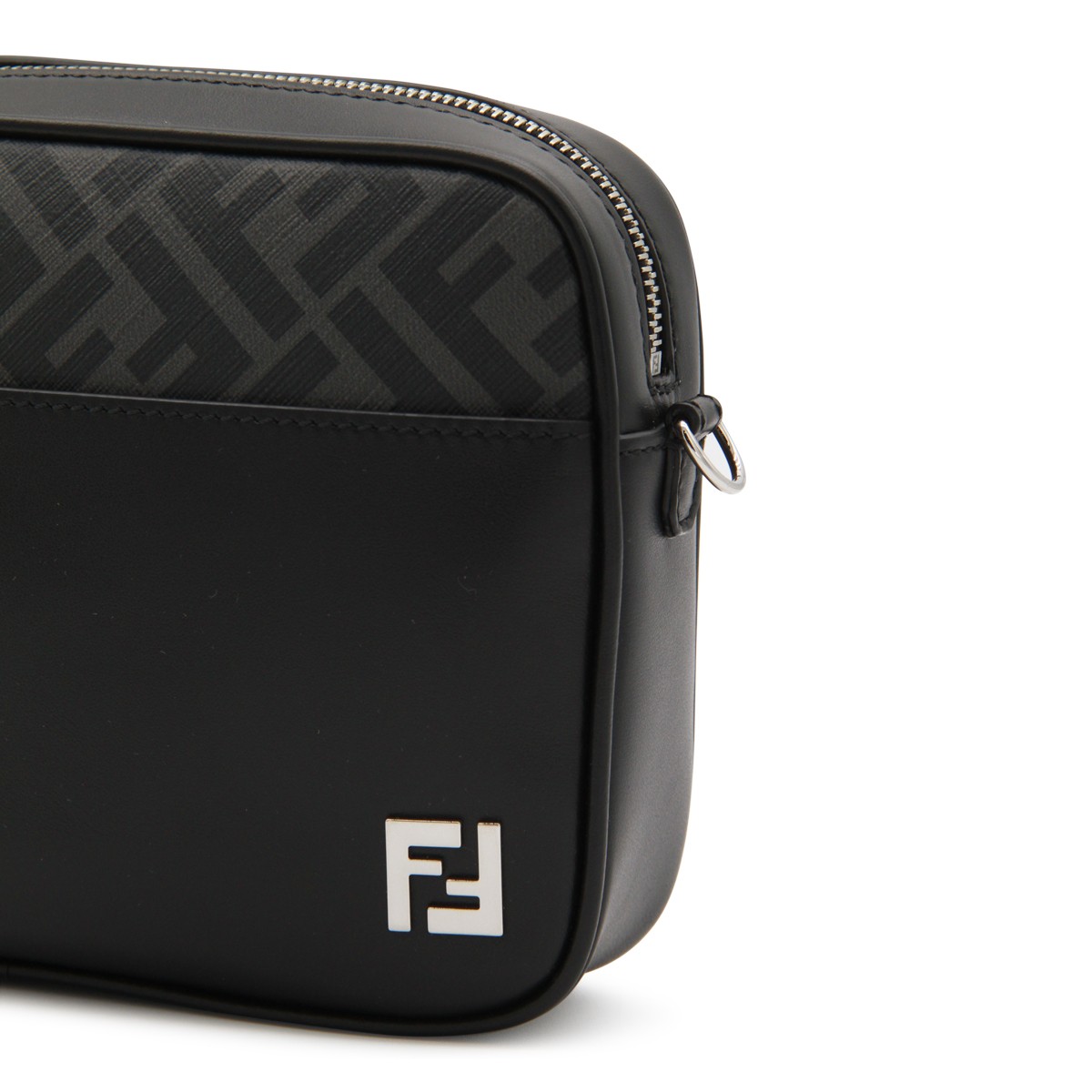 BLACK LEATHER CROSSBODY BAG